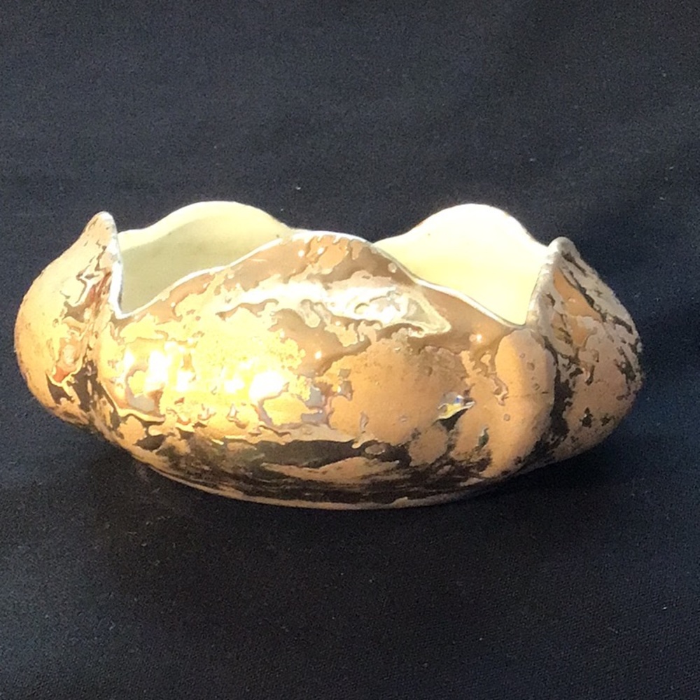 Kingwood Weeping 24kt Gold Trinket Dish